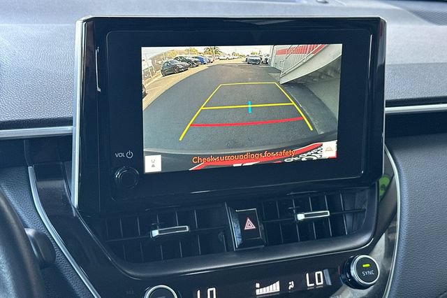 Certified 2025 Toyota Corolla Cross XLE FWD image 24