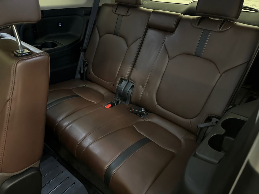 Certified 2025 Honda Pilot Elite image 19