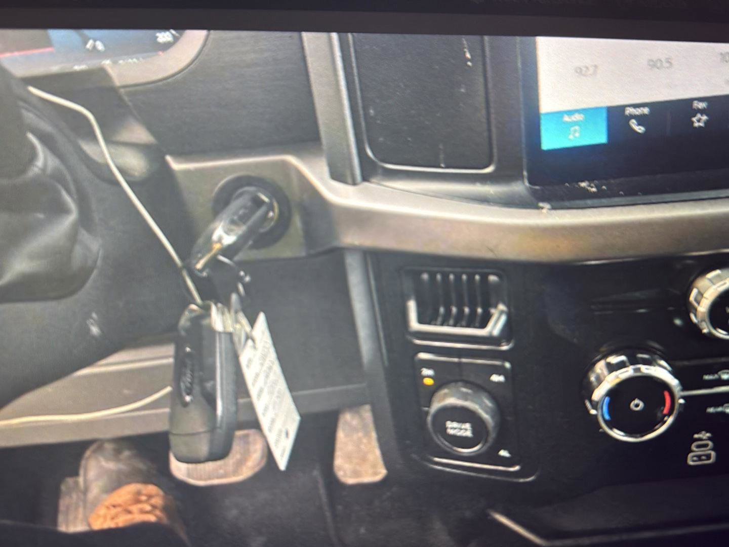 Used 2025 Ford F150 XLT w/ Equipment Group 301A Standard image 9