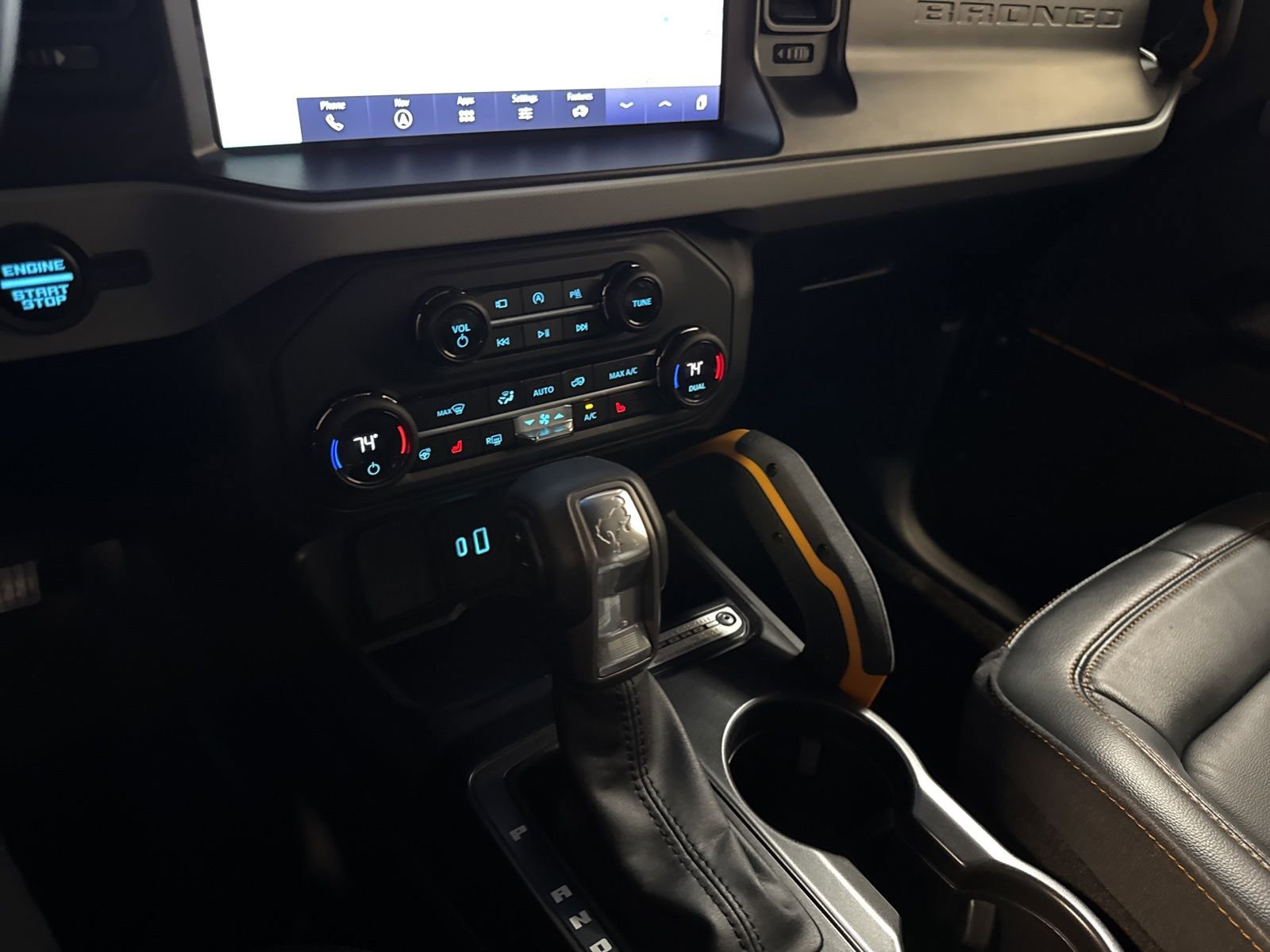 Used 2023 Ford Bronco Badlands image 34