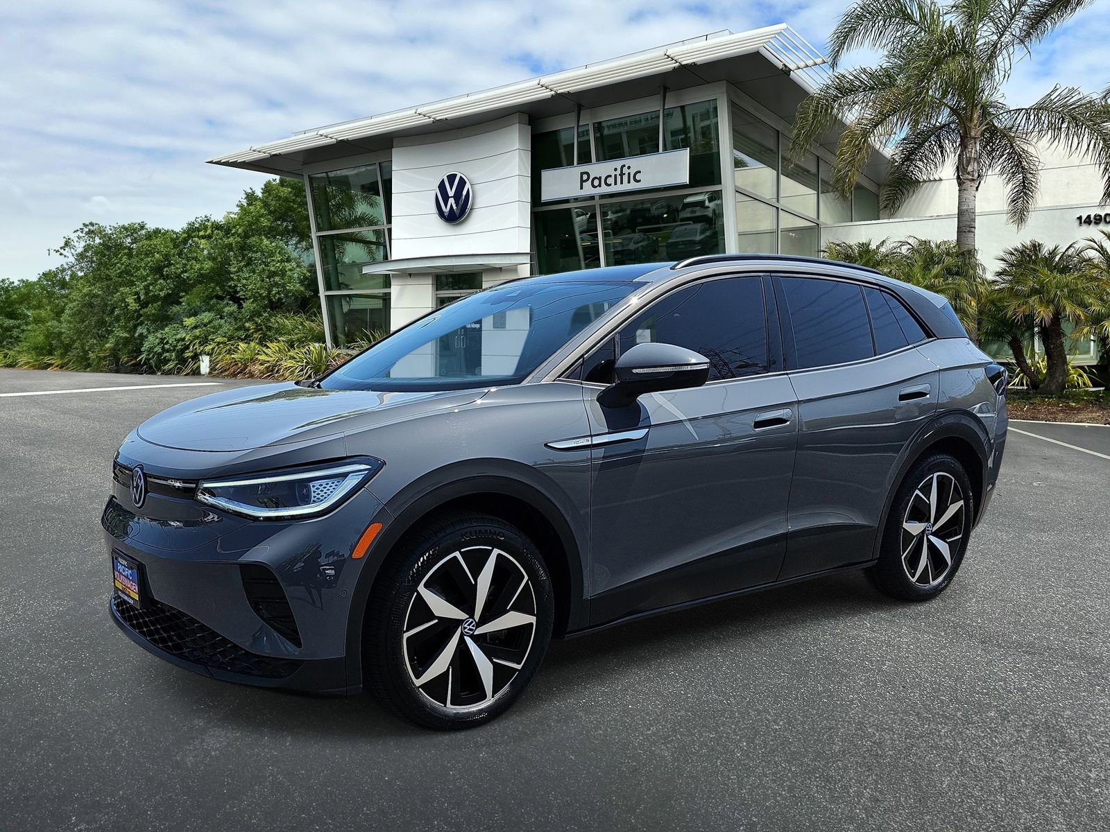 Certified 2023 Volkswagen ID.4 S RWD image 1