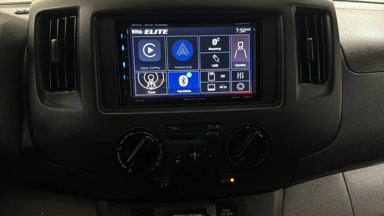 Used 2015 Chevrolet City Express LT FWD image 13