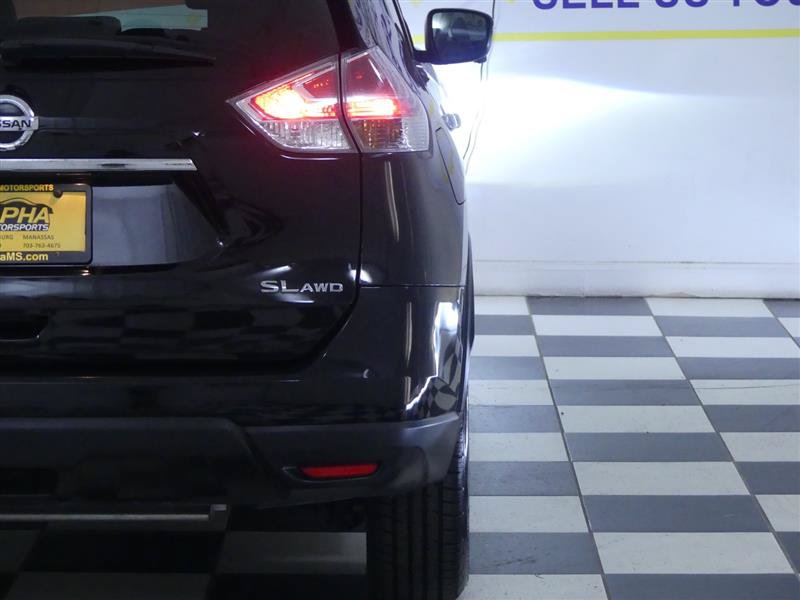 Used 2015 Nissan Rogue SL w/ SL Premium Package AWD/4WD image 32