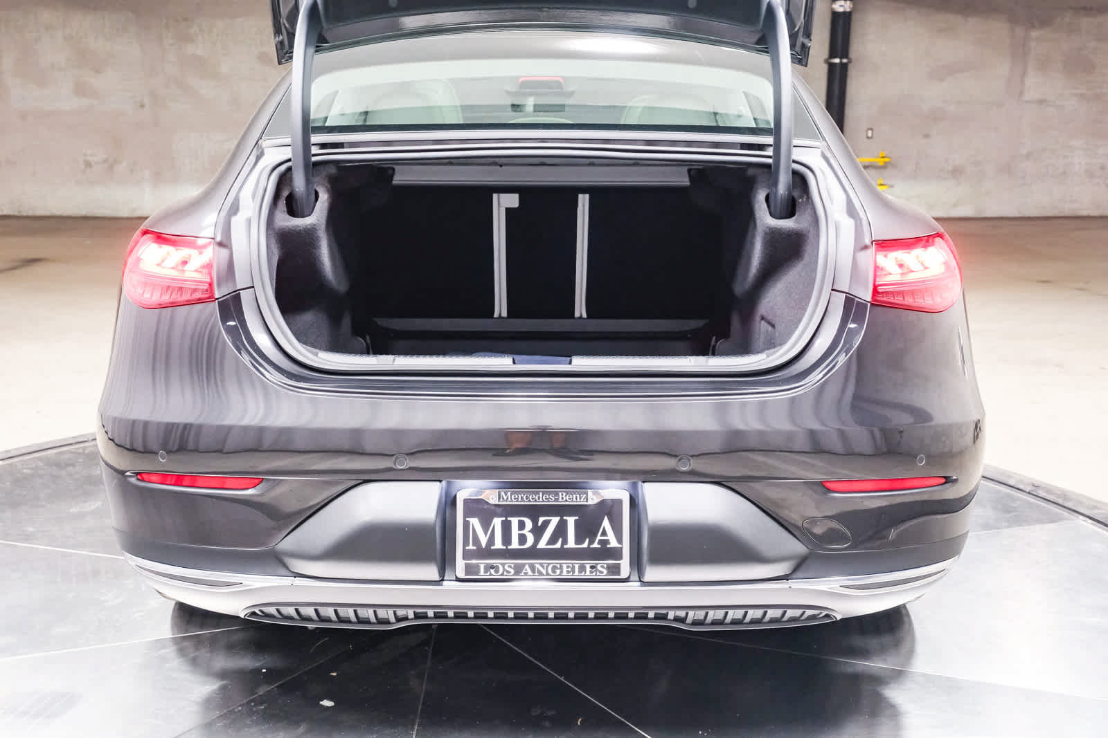 Certified 2023 Mercedes-Benz EQE 500 4MATIC Sedan image 32