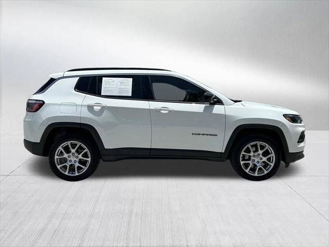 Certified 2023 Jeep Compass Latitude AWD/4WD image 4