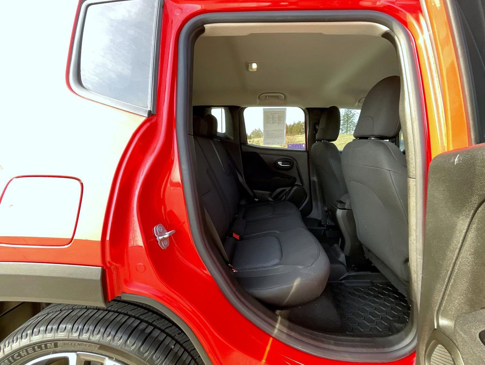 Used 2021 Jeep Renegade Sport FWD image 19
