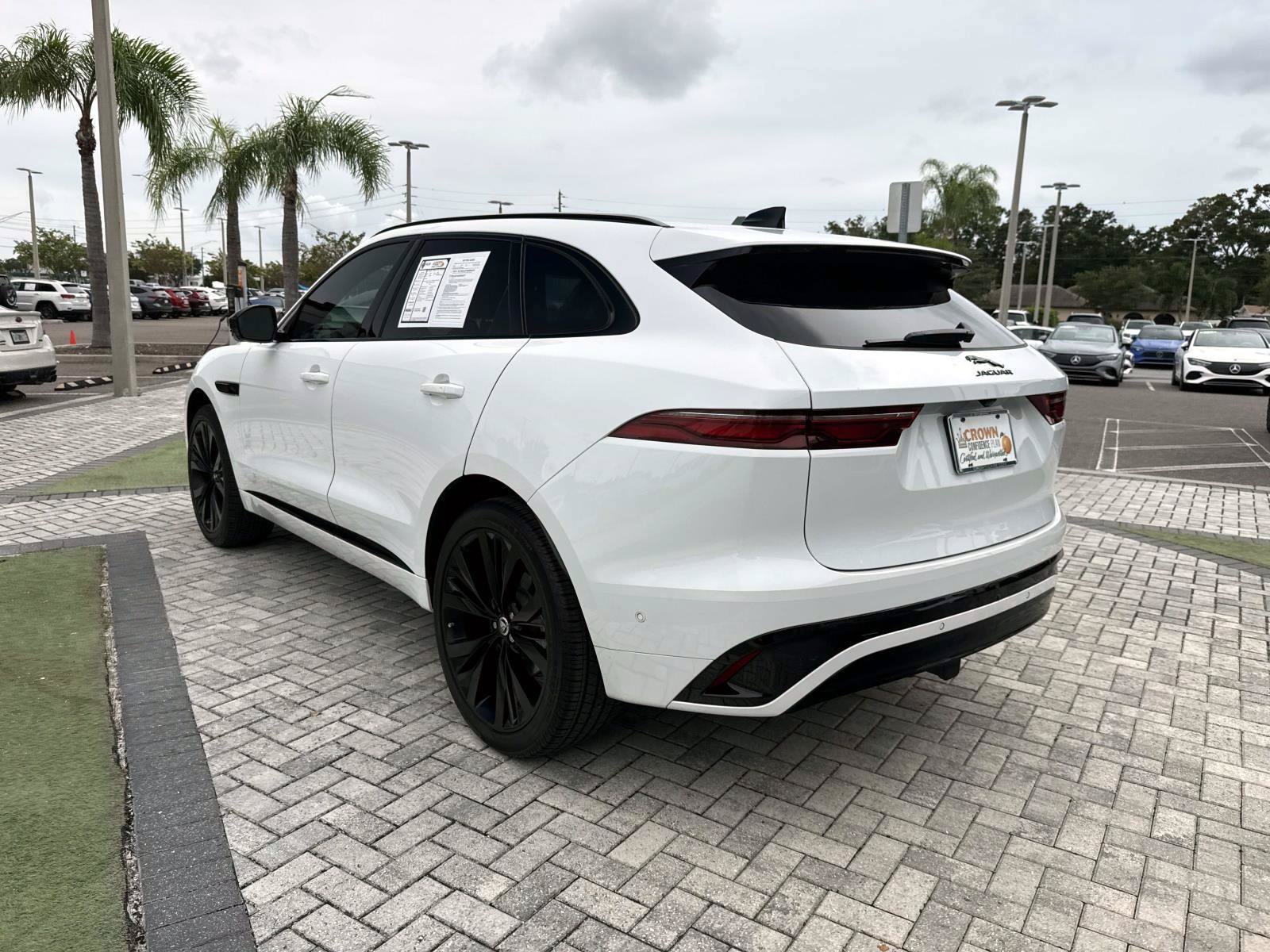 Used 2024 Jaguar F-PACE R-Dynamic S AWD/4WD image 4