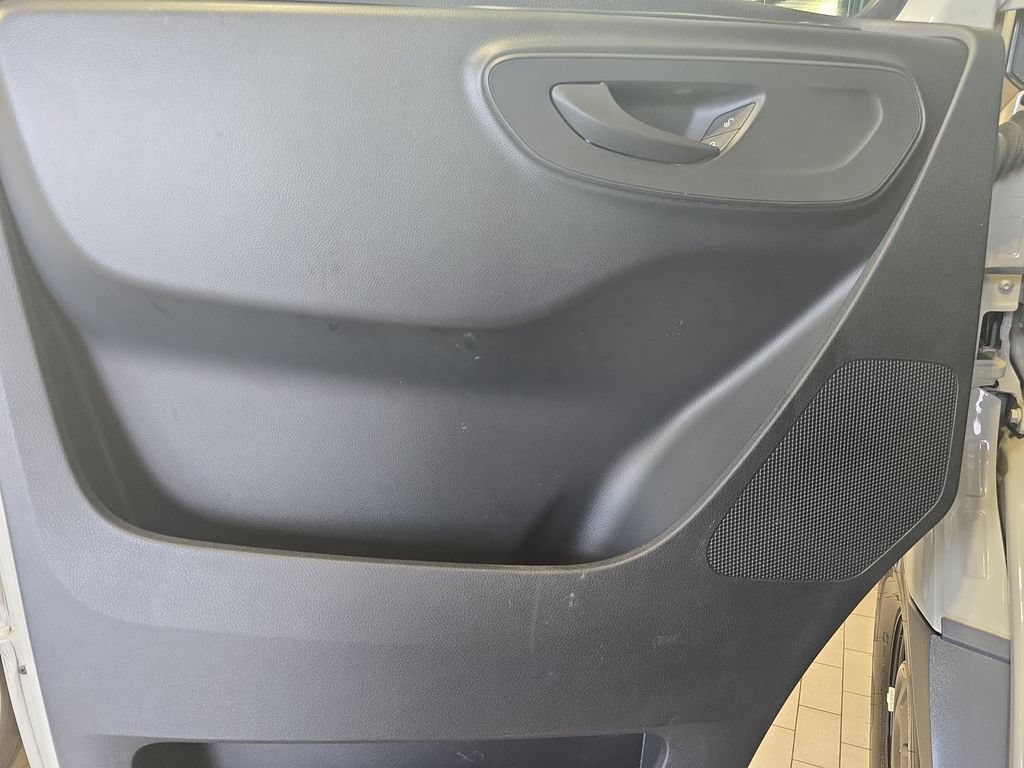 Used 2023 Mercedes-Benz Sprinter 2500 image 29