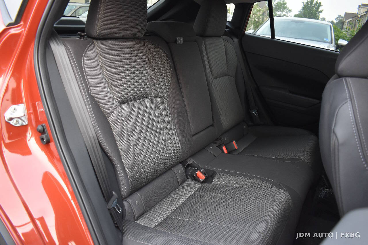 Used 2024 Subaru Crosstrek 2.0i Premium w/ Crosstrek Mirror Package AWD/4WD image 15