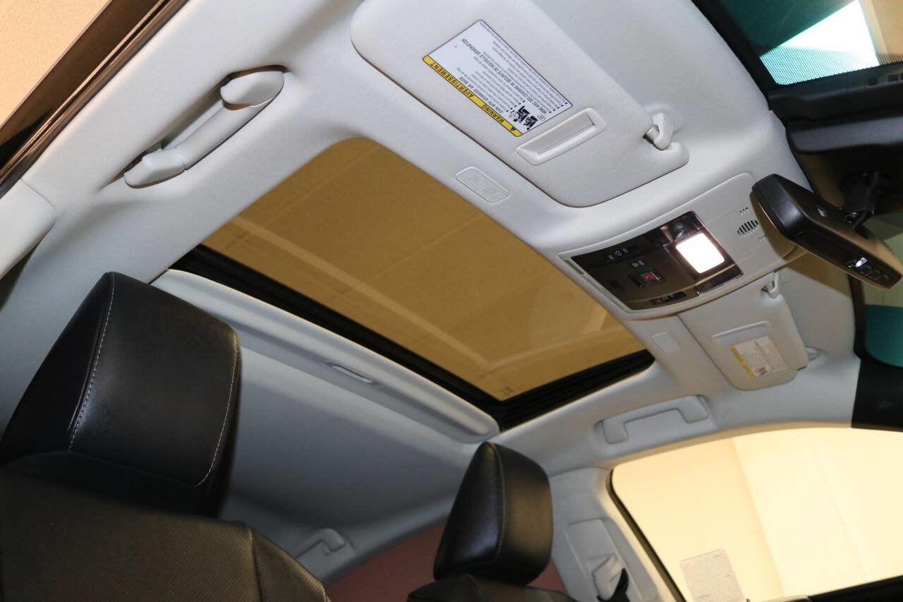 Used 2023 Lexus ES 350 w/ Premium Package image 81