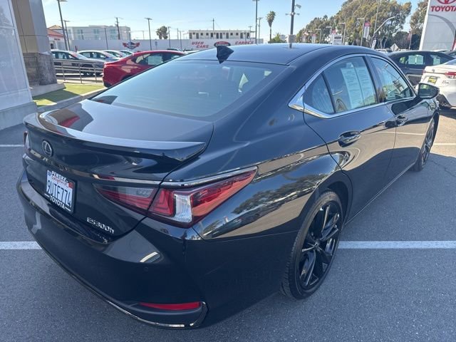 Used 2025 Lexus ES 300h F Sport FWD image 6