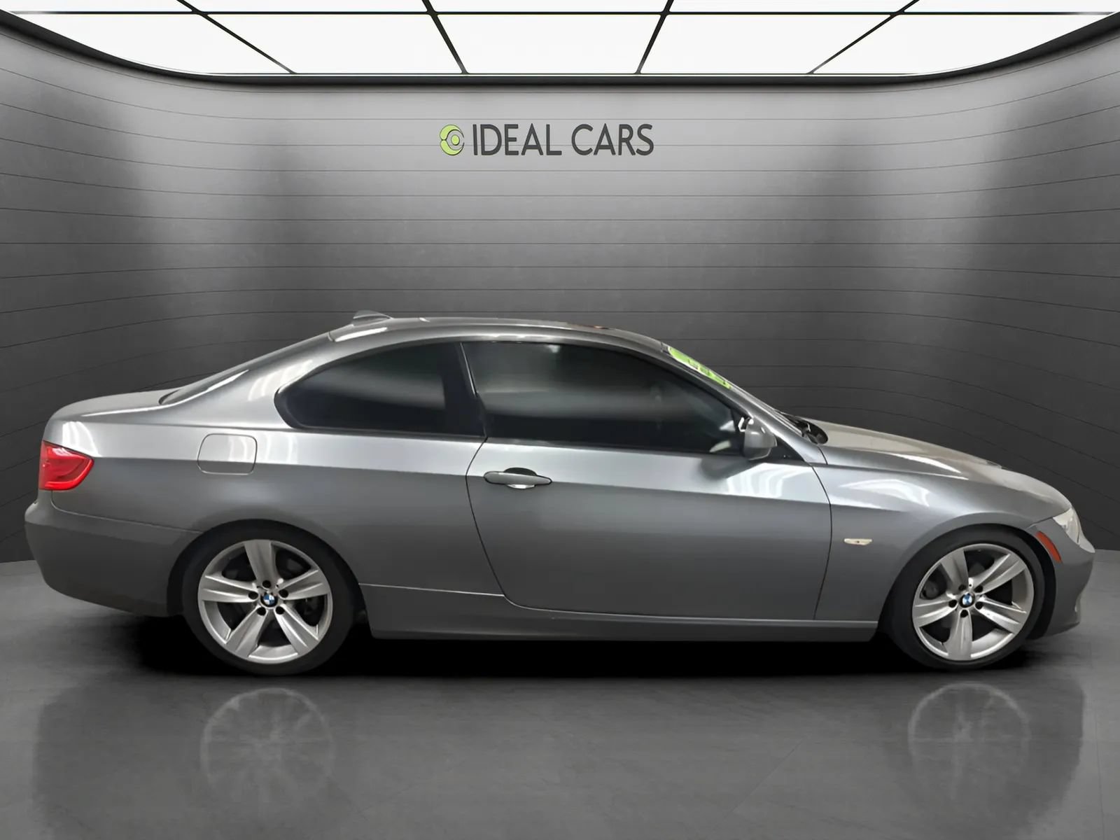 Used 2011 BMW 328i Coupe RWD image 4