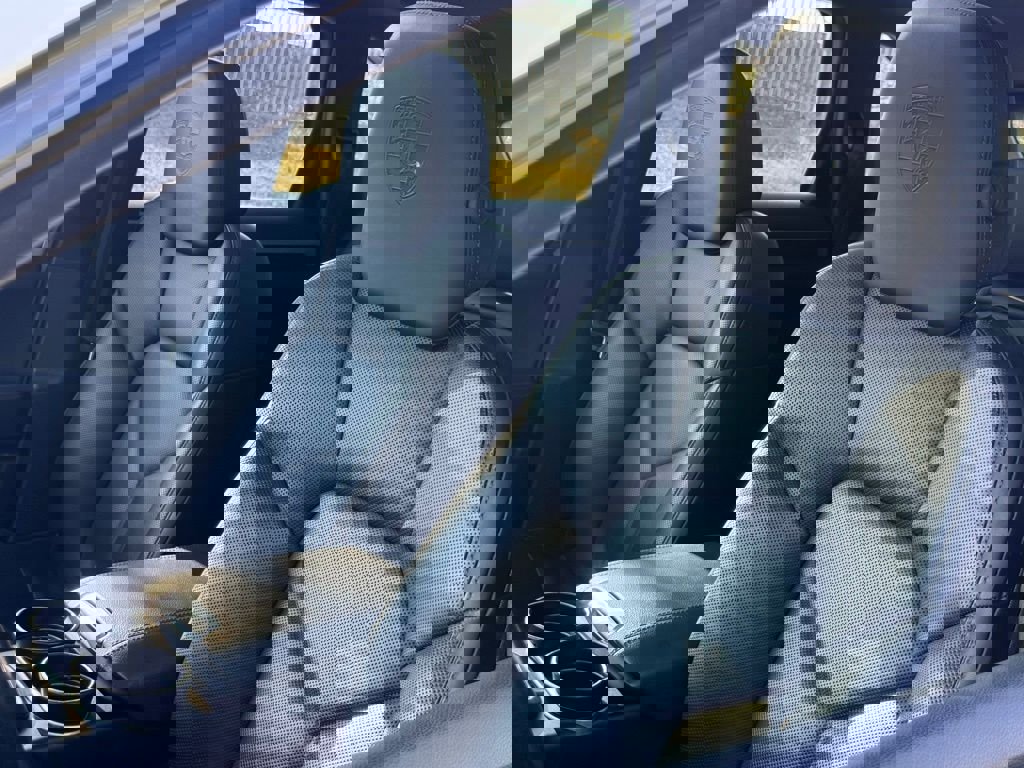 Used 2018 Porsche Cayenne Platinum Edition AWD/4WD image 21