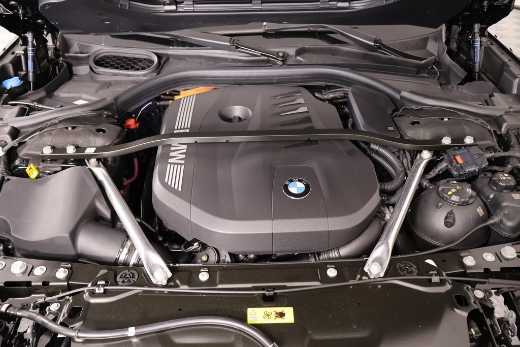 New 2026 BMW 750e xDrive AWD/4WD image 22