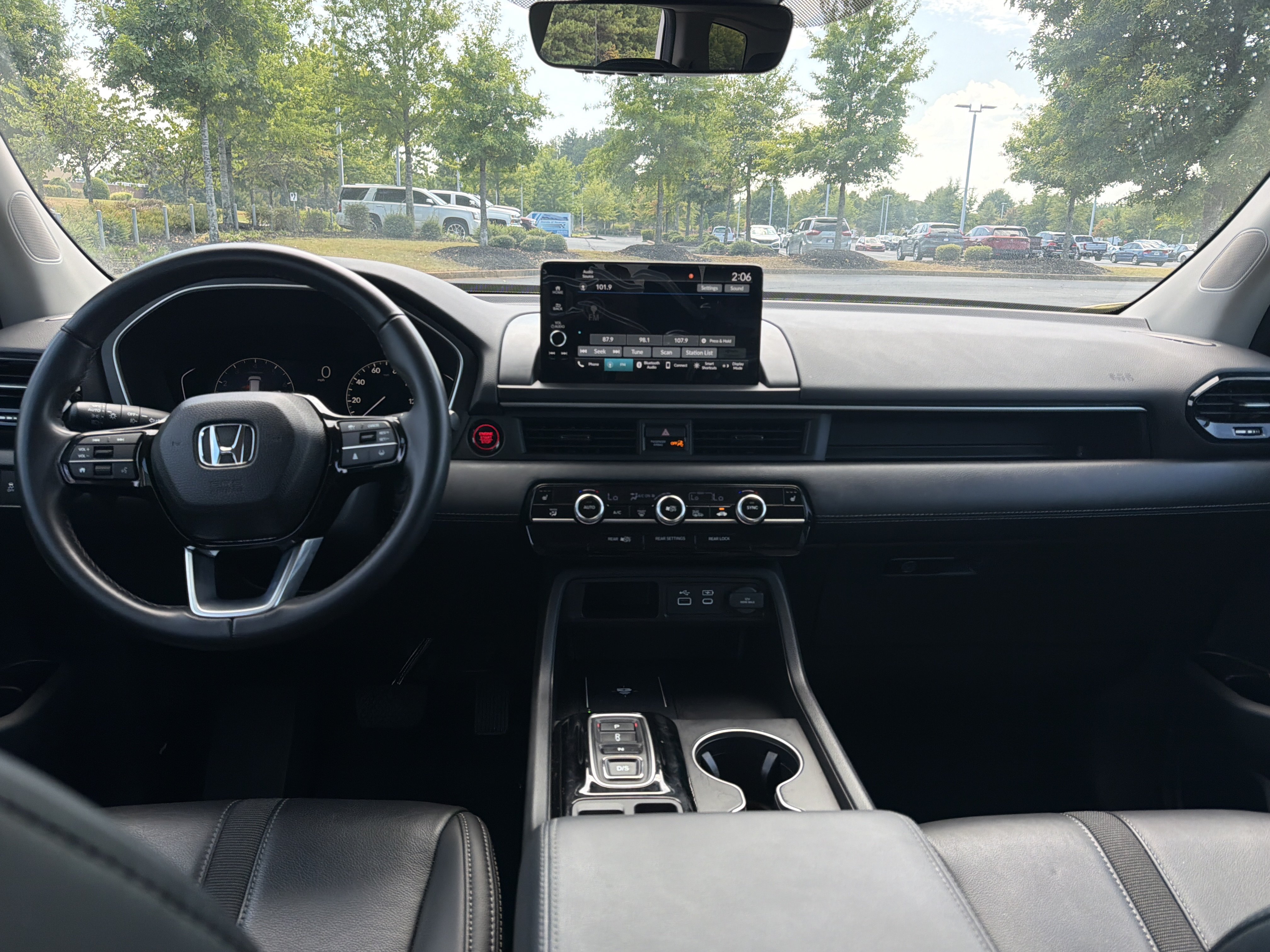 Certified 2025 Honda Pilot EX-L image 29
