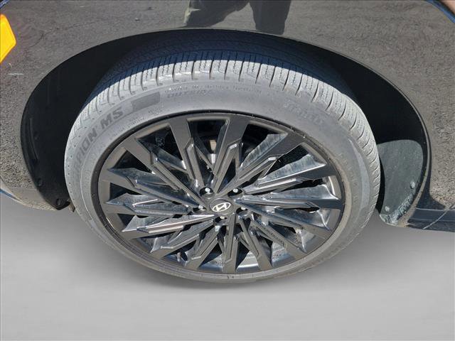 Used 2024 Hyundai Santa Fe Calligraphy image 9
