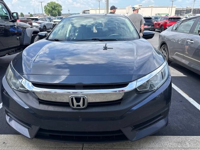 Used 2018 Honda Civic EX image 2