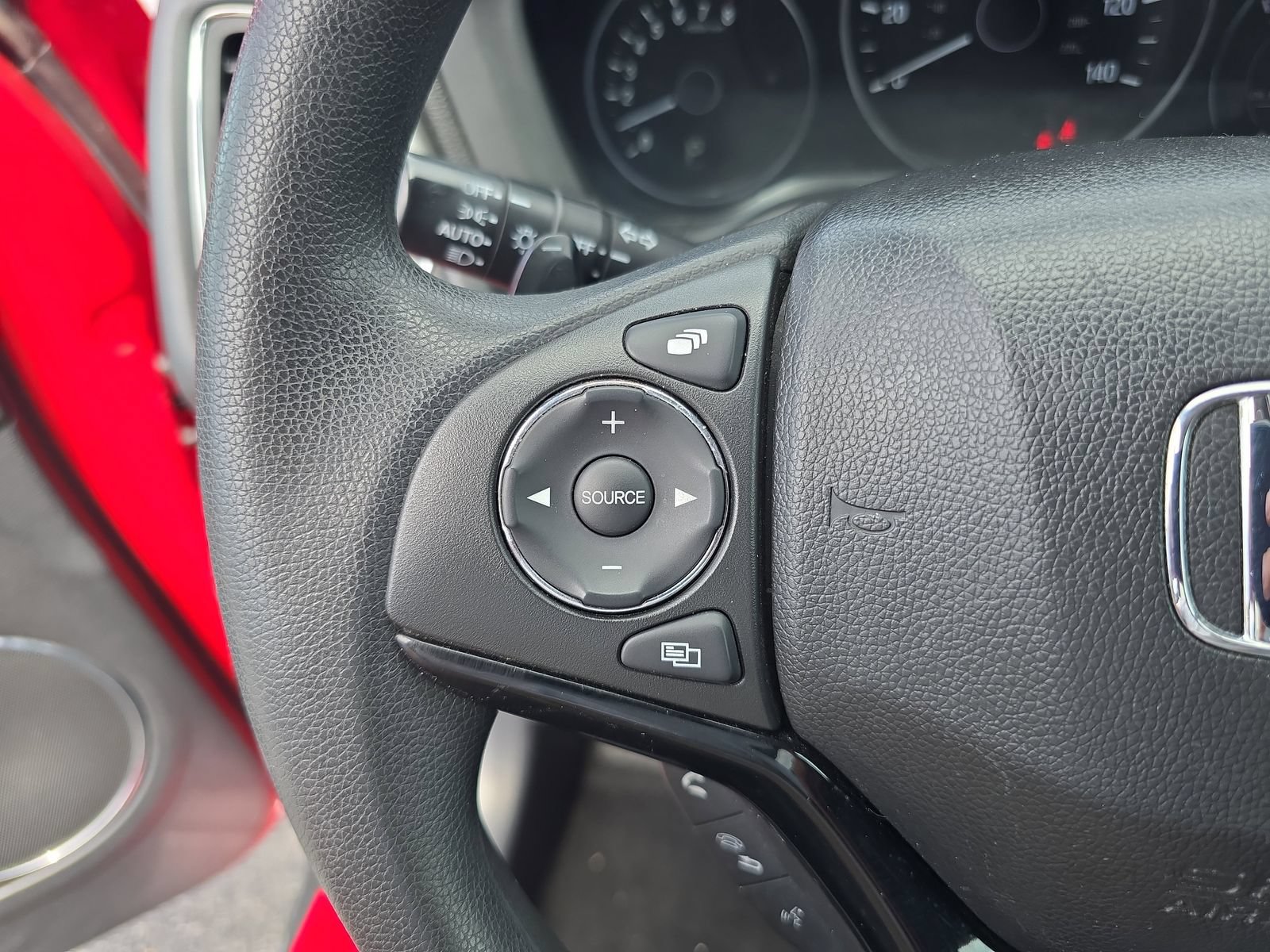 Used 2017 Honda HR-V EX image 21