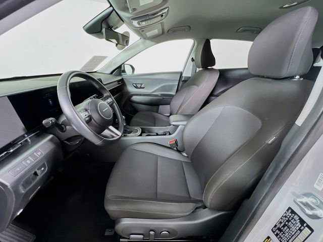 Used 2025 Hyundai Kona SEL image 10