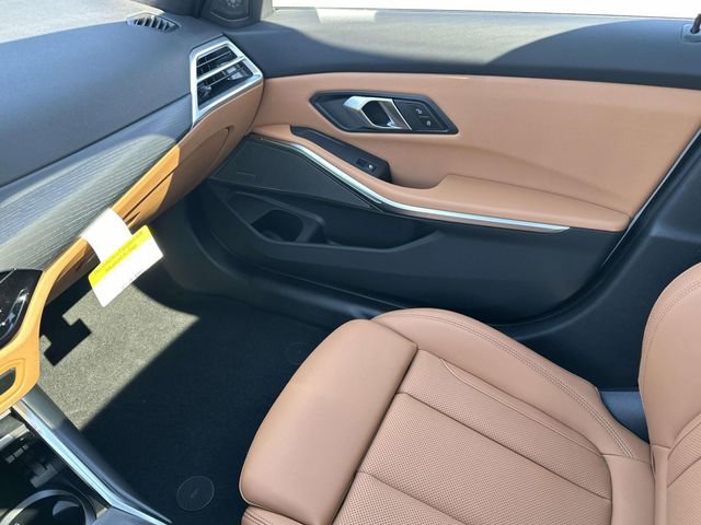New 2026 BMW 330i xDrive Sedan w/ Premium Package AWD/4WD image 18