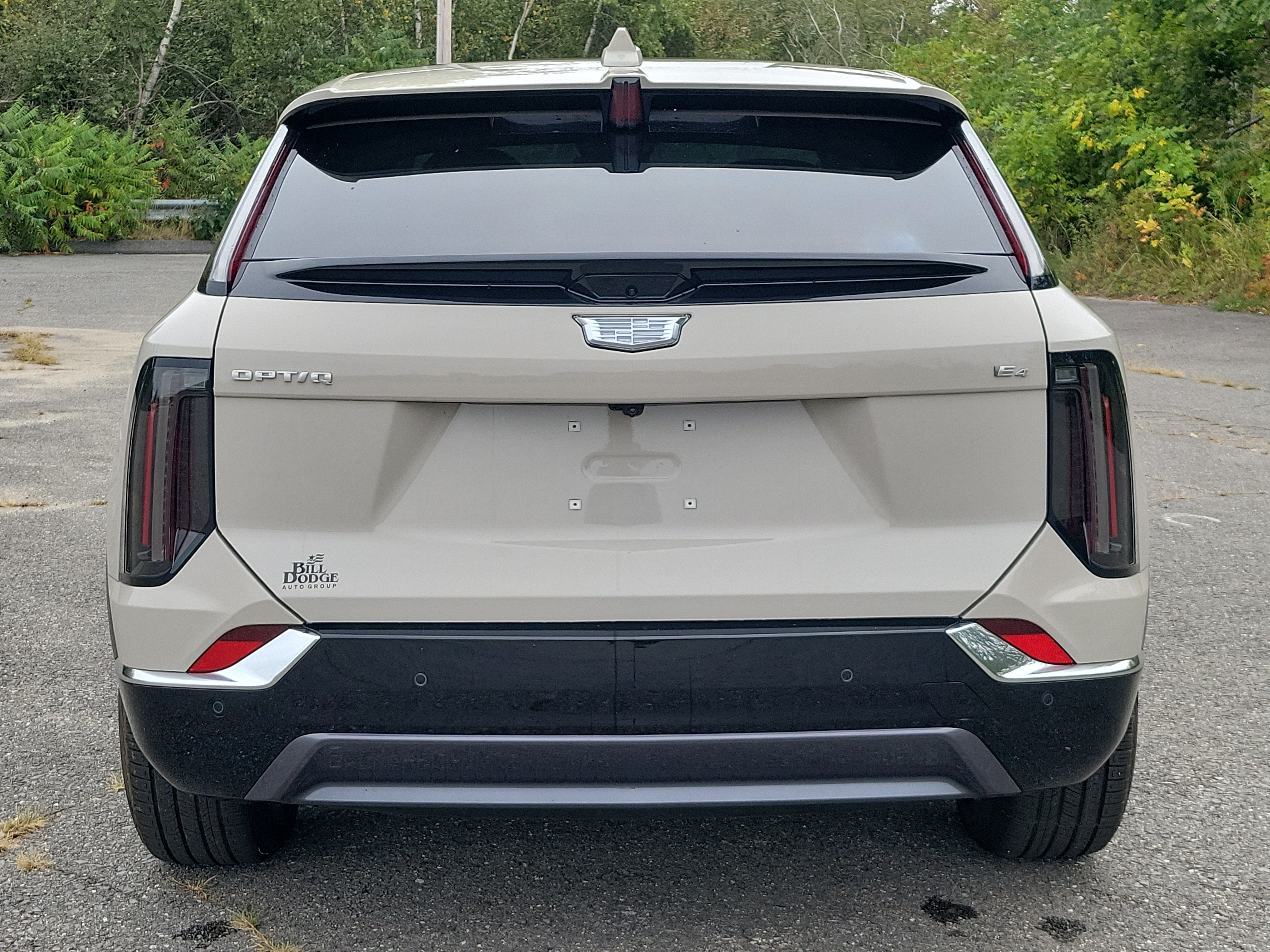 New 2027 Cadillac Optiq Premium Luxury w/ LPO, Floor Liner Package AWD/4WD image 6