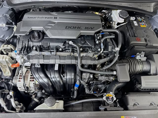 Certified 2024 Hyundai Elantra SE FWD image 31