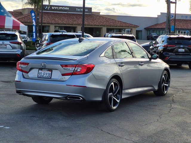 Used 2022 Honda Accord Sport image 5