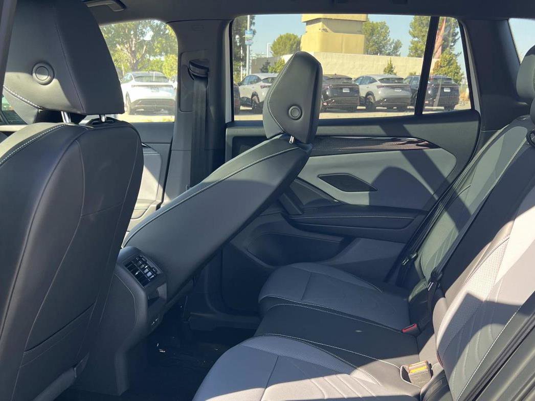 New 2026 Volkswagen Tiguan SE R-Line image 28