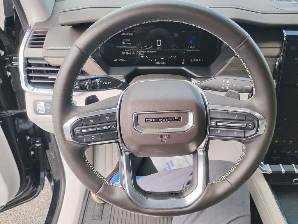 Used 2024 GMC Acadia Denali FWD image 10