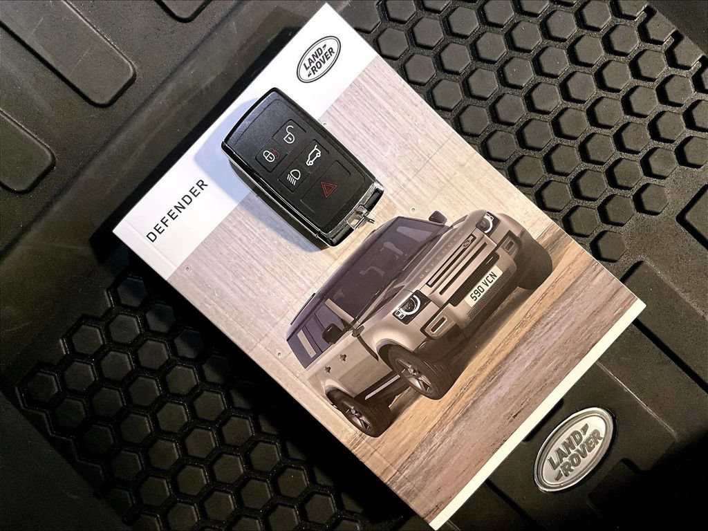 Used 2025 Land Rover Defender 90 S AWD/4WD image 32