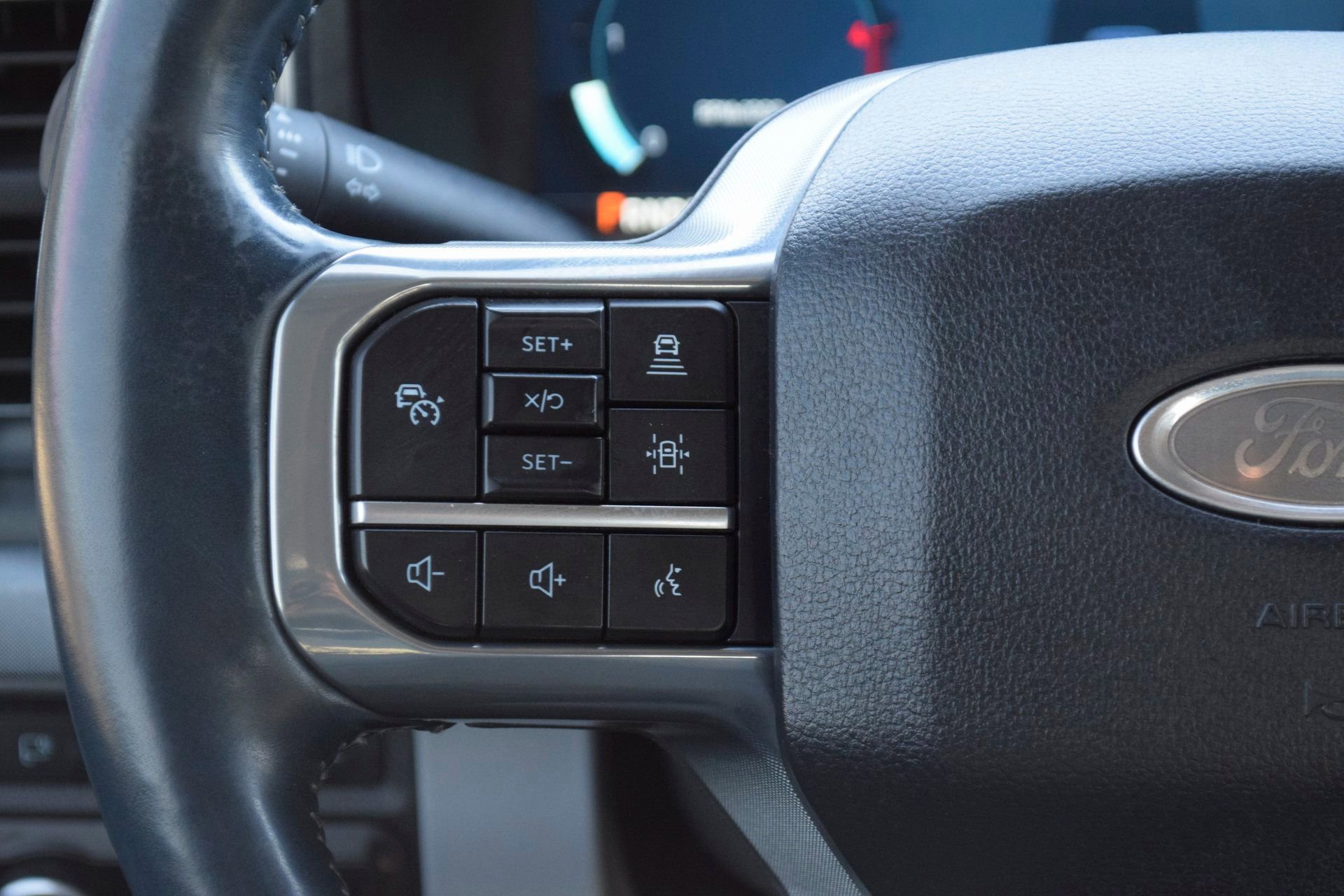 Used 2024 Ford F250 Limited w/ FX4 Off-Road Package image 13