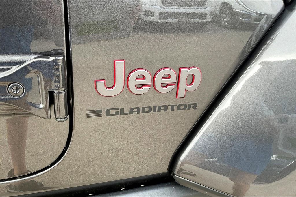 New 2025 Jeep Gladiator Rubicon w/ Convenience Group AWD/4WD image 38