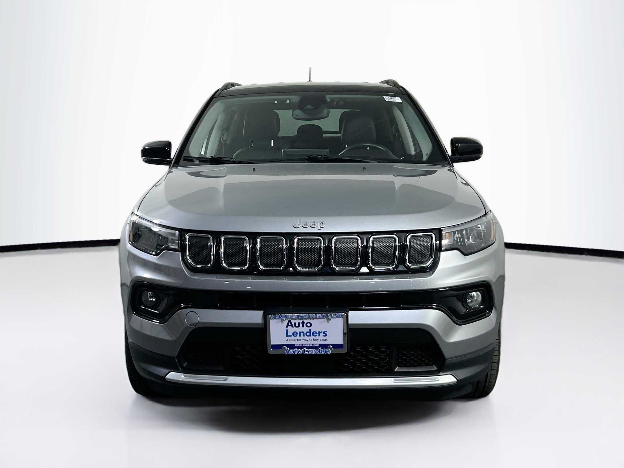 Used 2022 Jeep Compass Limited image 2