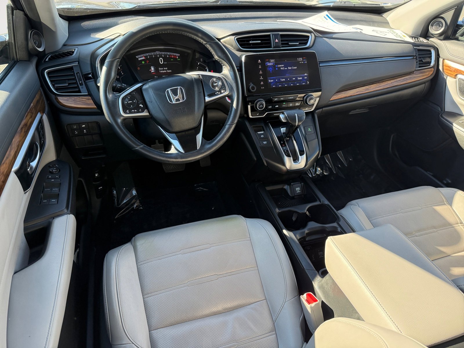 Used 2018 Honda CR-V Touring image 15