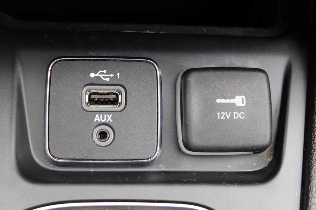 Certified 2021 Jeep Cherokee Trailhawk w/ Comfort/Convenience Group image 50