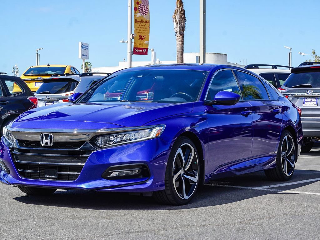 Used 2018 Honda Accord Sport image 3