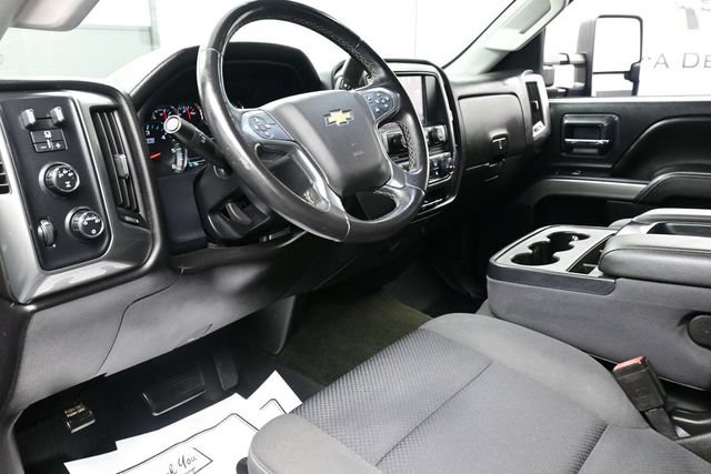 Used 2016 Chevrolet Silverado 2500 LT AWD/4WD image 14
