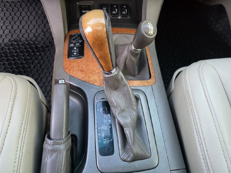 Used 2005 Lexus GX 470 image 41