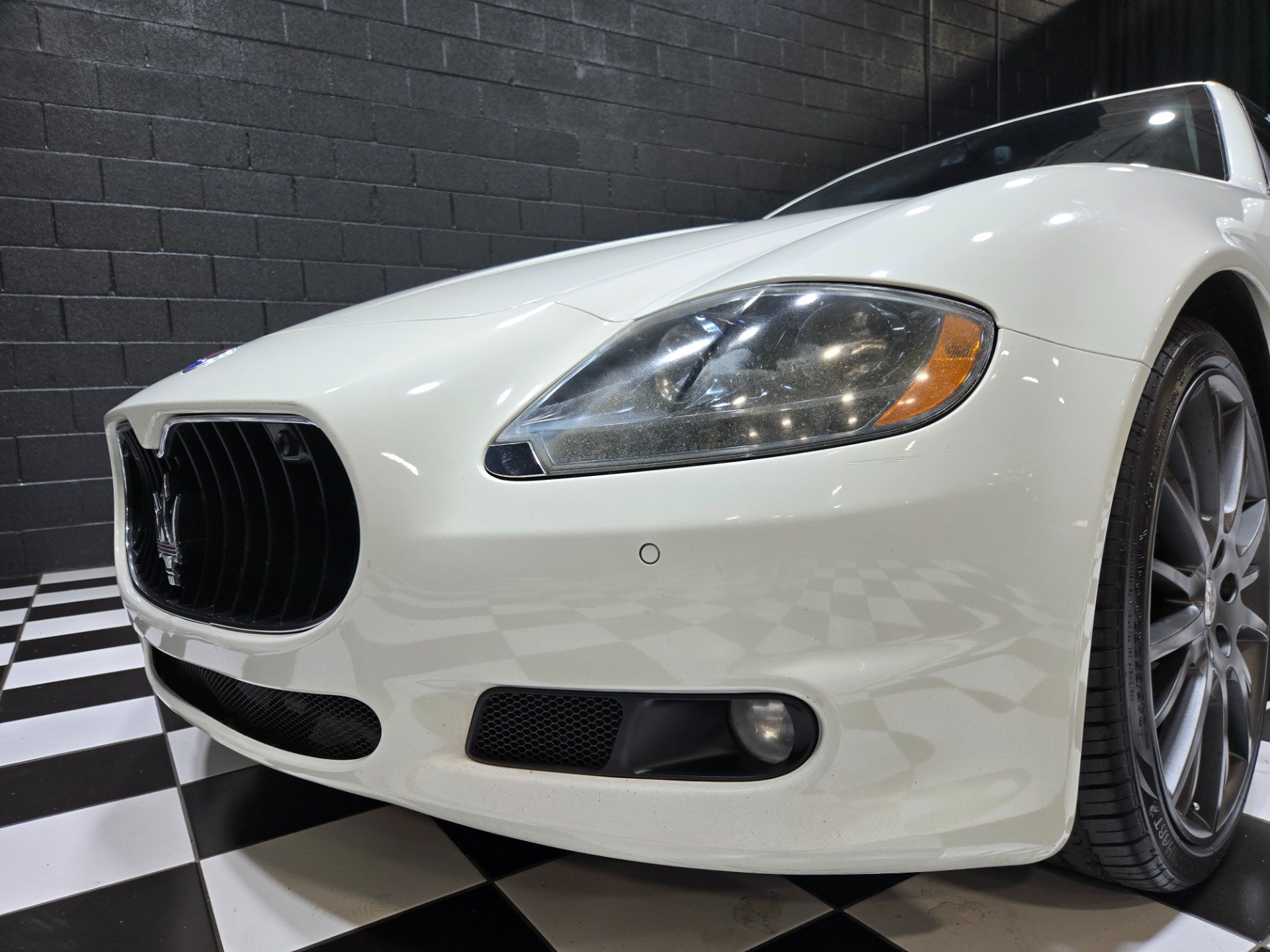 Used 2012 Maserati Quattroporte S RWD image 19