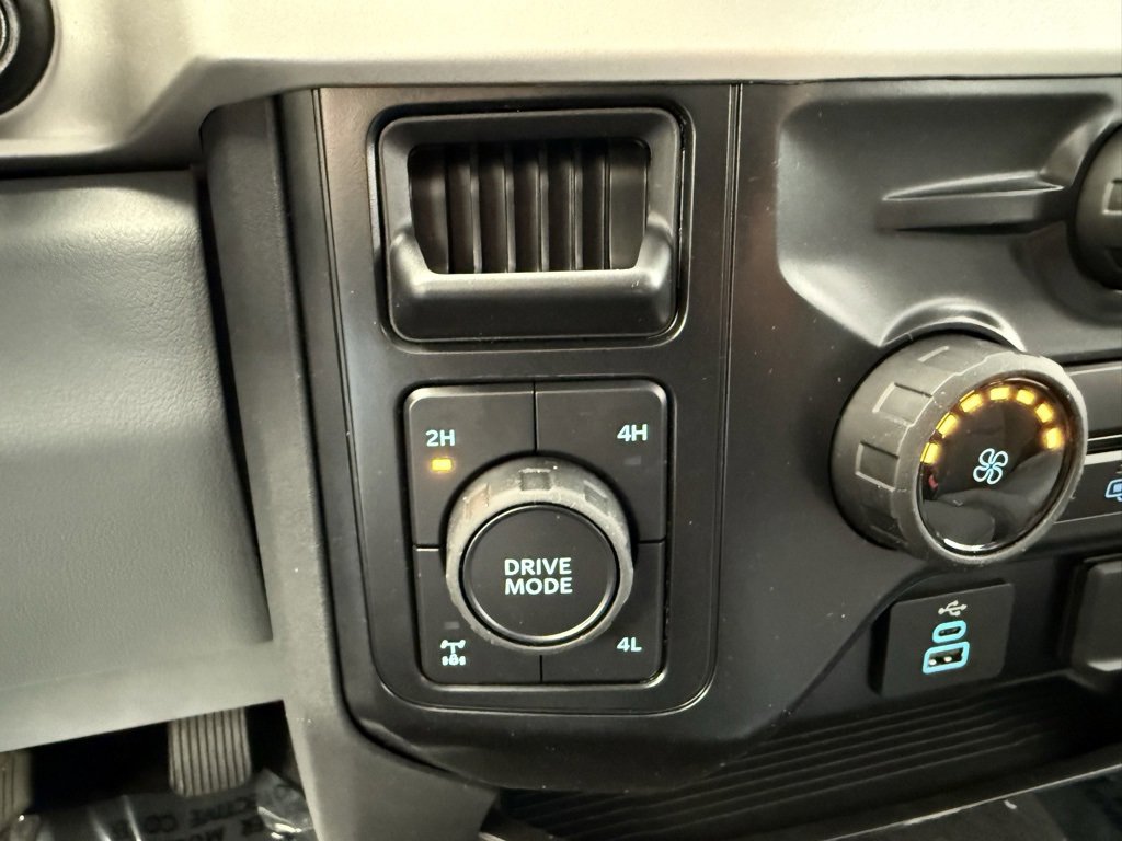 New 2026 Ford F350 4x4 SuperCab Super Duty image 39