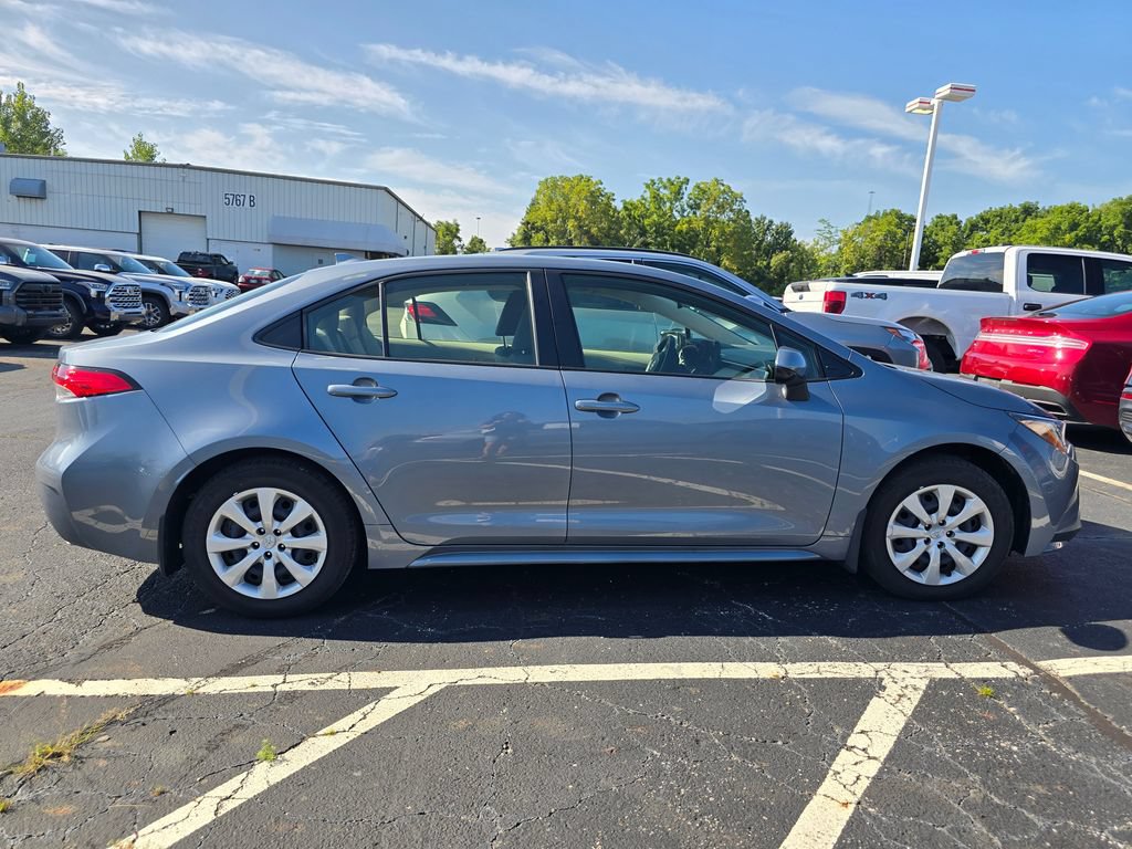 Certified 2024 Toyota Corolla LE FWD image 9