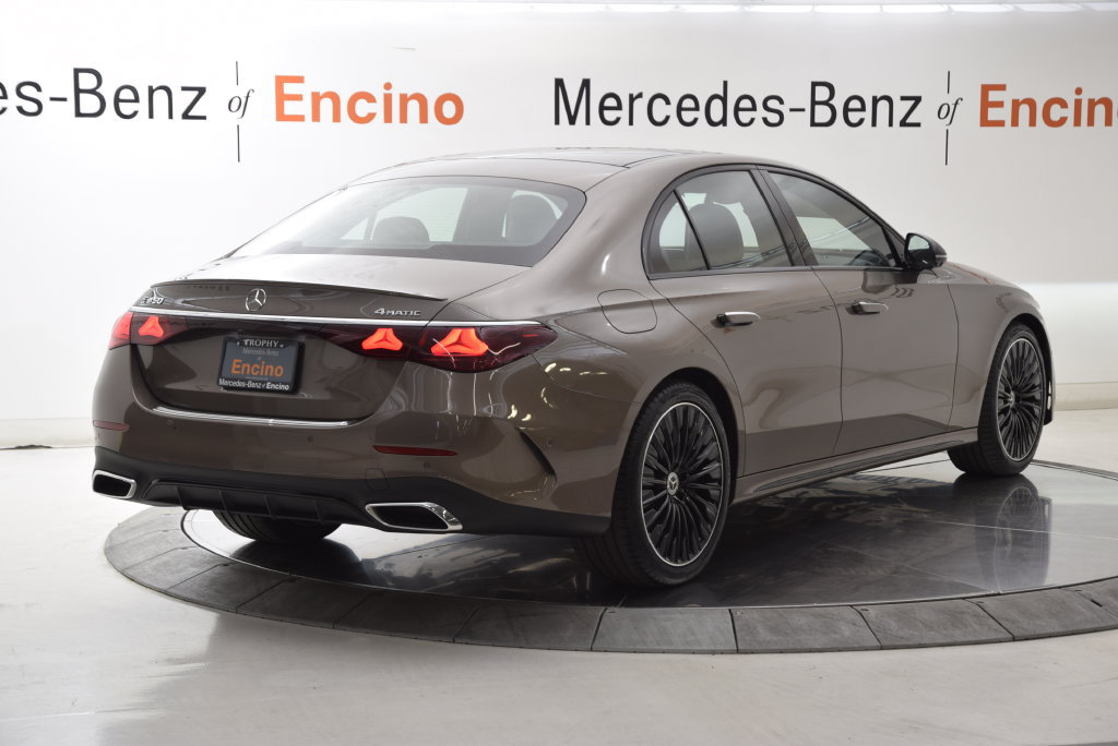New 2026 Mercedes-Benz E 450 4MATIC Sedan image 6