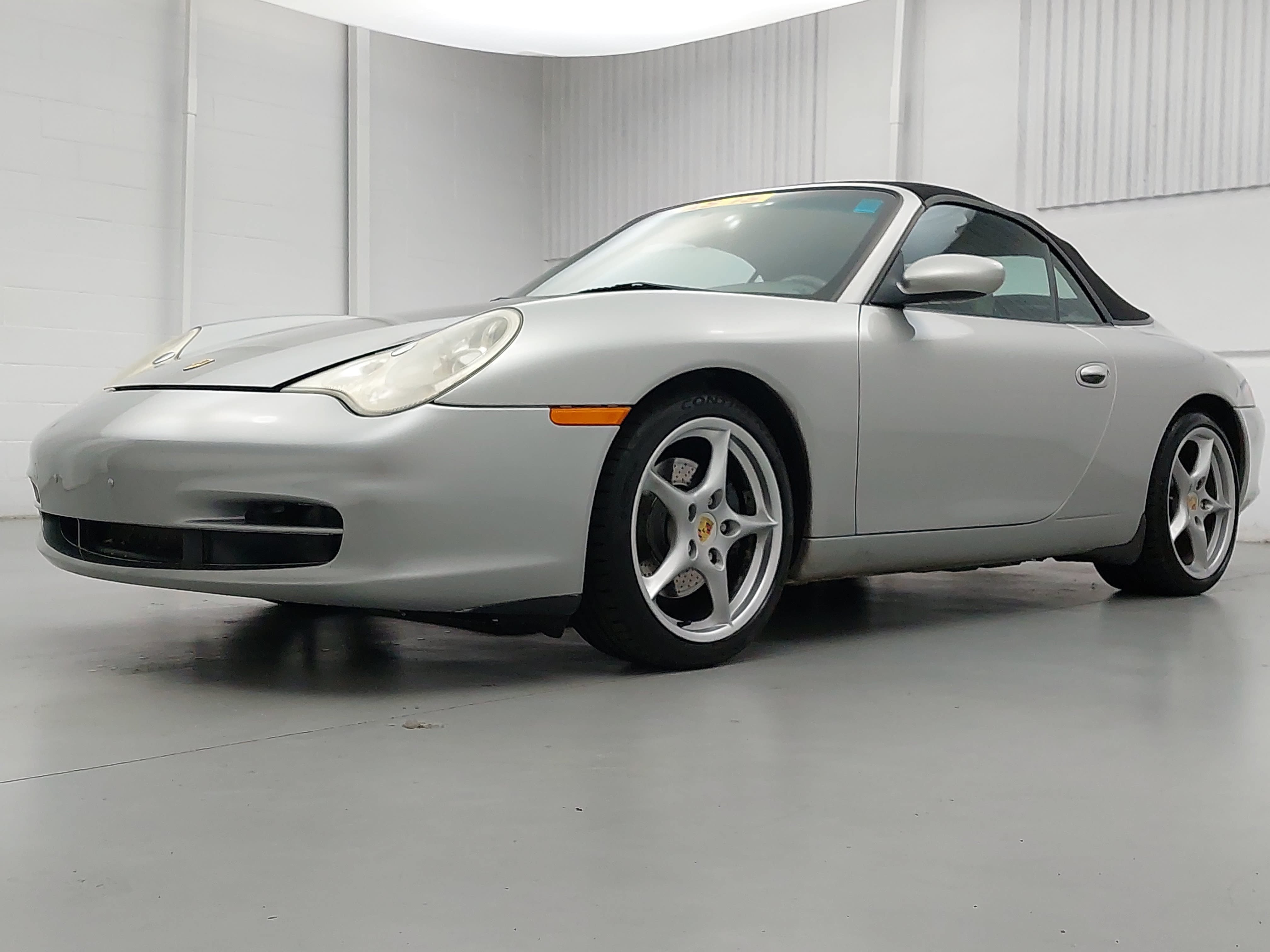 Used 2003 Porsche 911 Carrera RWD video 1