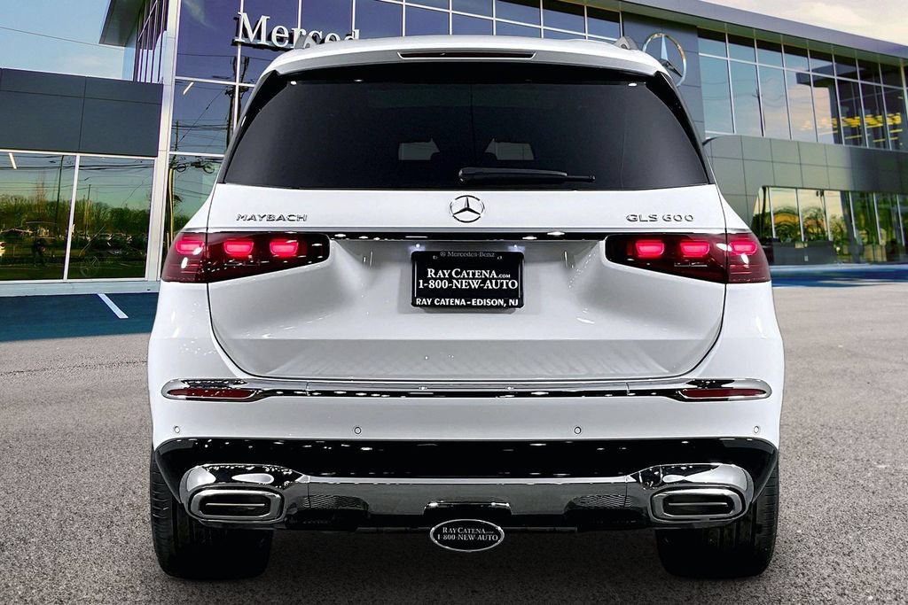 New 2026 Mercedes-Benz Maybach GLS 600 4MATIC image 4