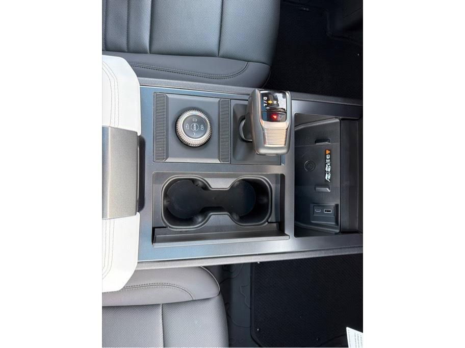 Used 2024 GMC Hummer EV 3X w/ Omega Edition AWD/4WD image 19