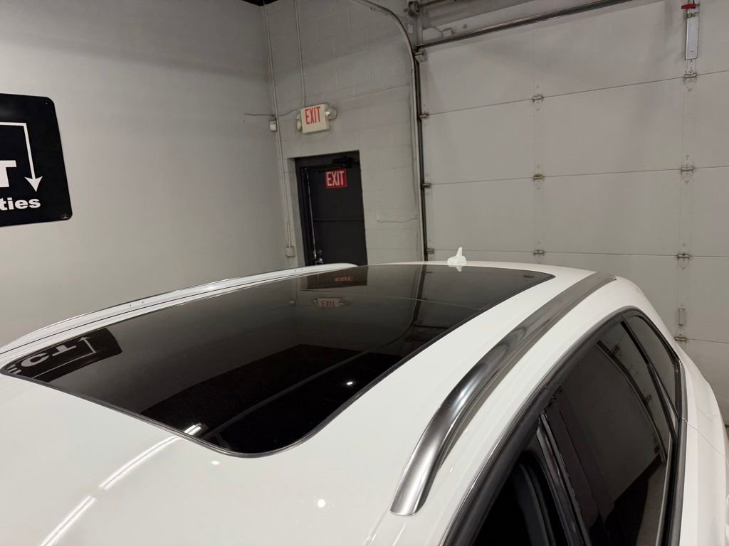 Used 2013 Audi Q5 3.0T Prestige AWD/4WD image 16