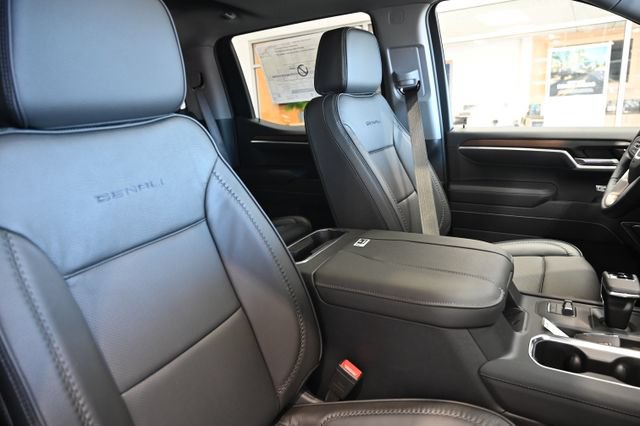 New 2026 GMC Sierra 1500 Denali AWD/4WD image 13