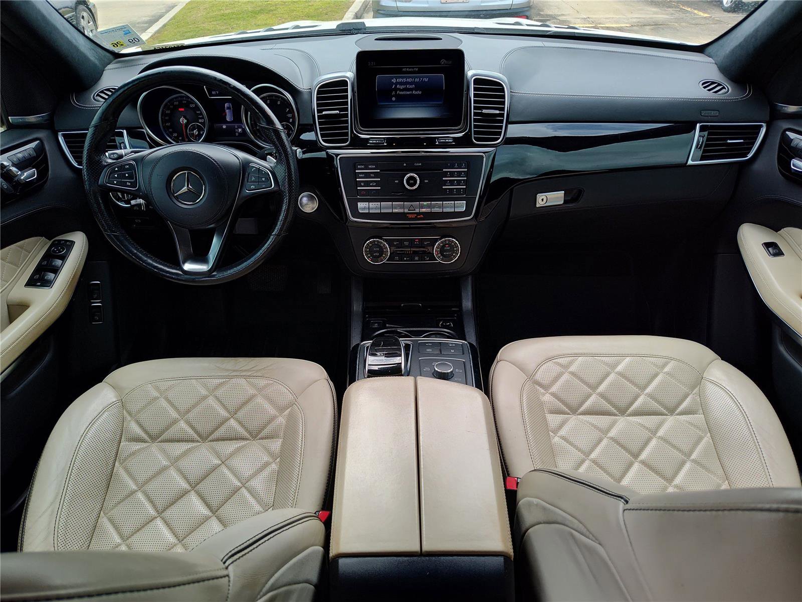 Used 2019 Mercedes-Benz GLS 550 4MATIC image 21