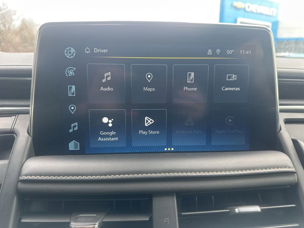 Used 2023 Chevrolet Suburban Premier image 17