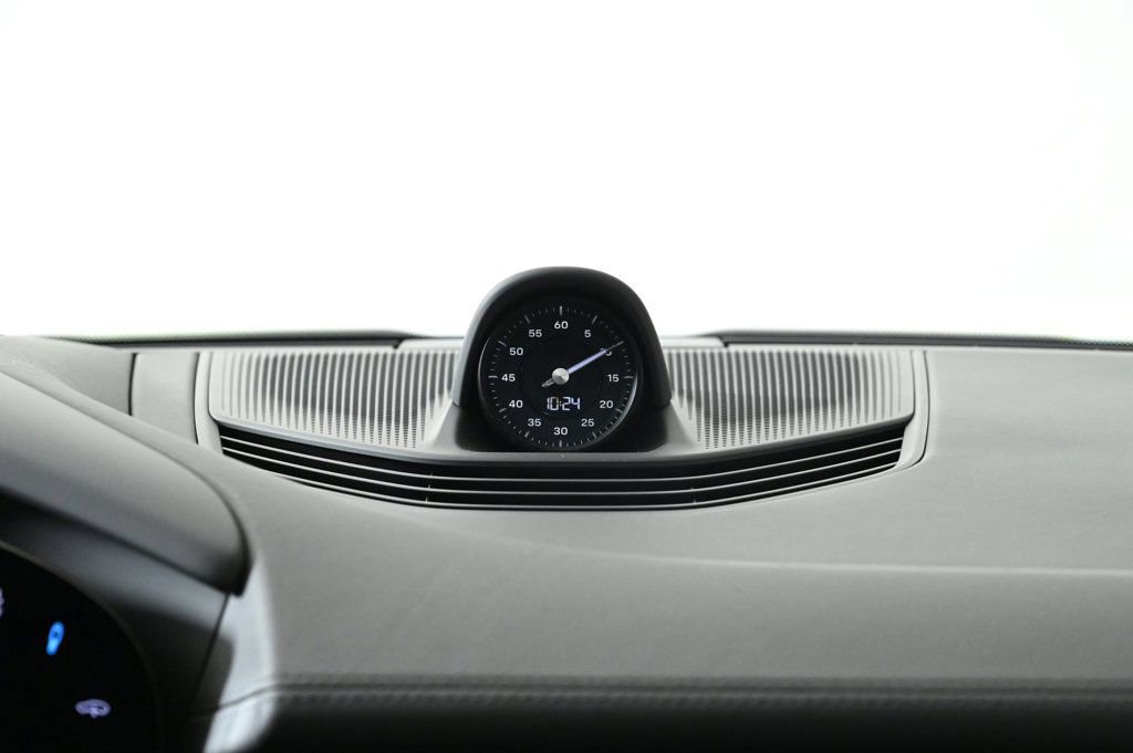 Used 2024 Porsche Taycan 4S image 20